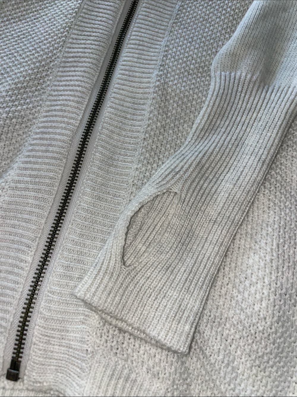 Dakini Light Oatmeal Colored Knit Zip Cardigan Hoodie NWT! Beautiful quality - Picture 7 of 16